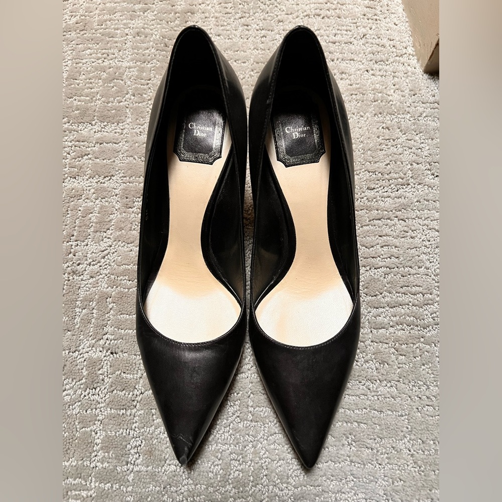 Like New Christian Dior Cherie Pumps in Black Leather - 40